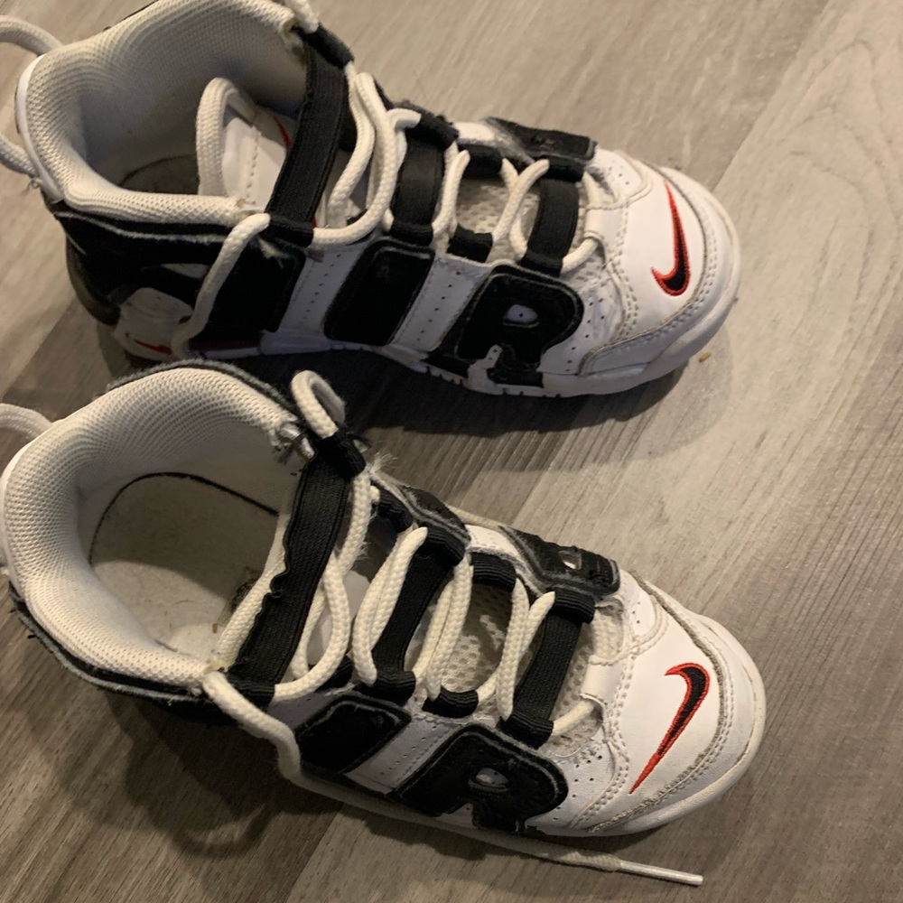 Kids gently used Nike in size 12.5